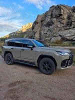 Lexus 700h.webp