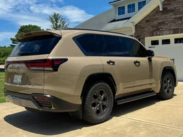 2025 Lexus LX 700h Earth Pictures