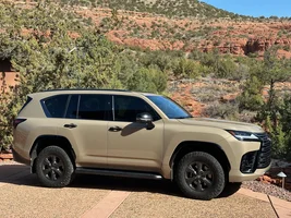 LX 700h Overtrail Third Row Delete