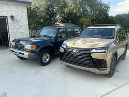 2025 Lexus LX 700h Earth Pictures