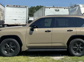 2025 Lexus LX 700h Earth Pictures