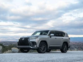 2025 Lexus LX 700h Press Release Photos